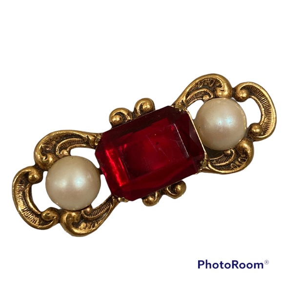 Antique Georgian Scottish Style Brooch w Ruby Glass, Split Pearl, Brass Metal - Picture 2 of 6